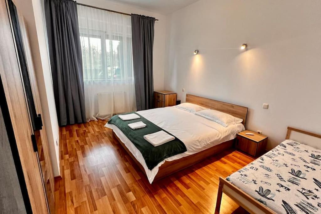 Otopeni Airport Apartment With Private Garden المظهر الخارجي الصورة